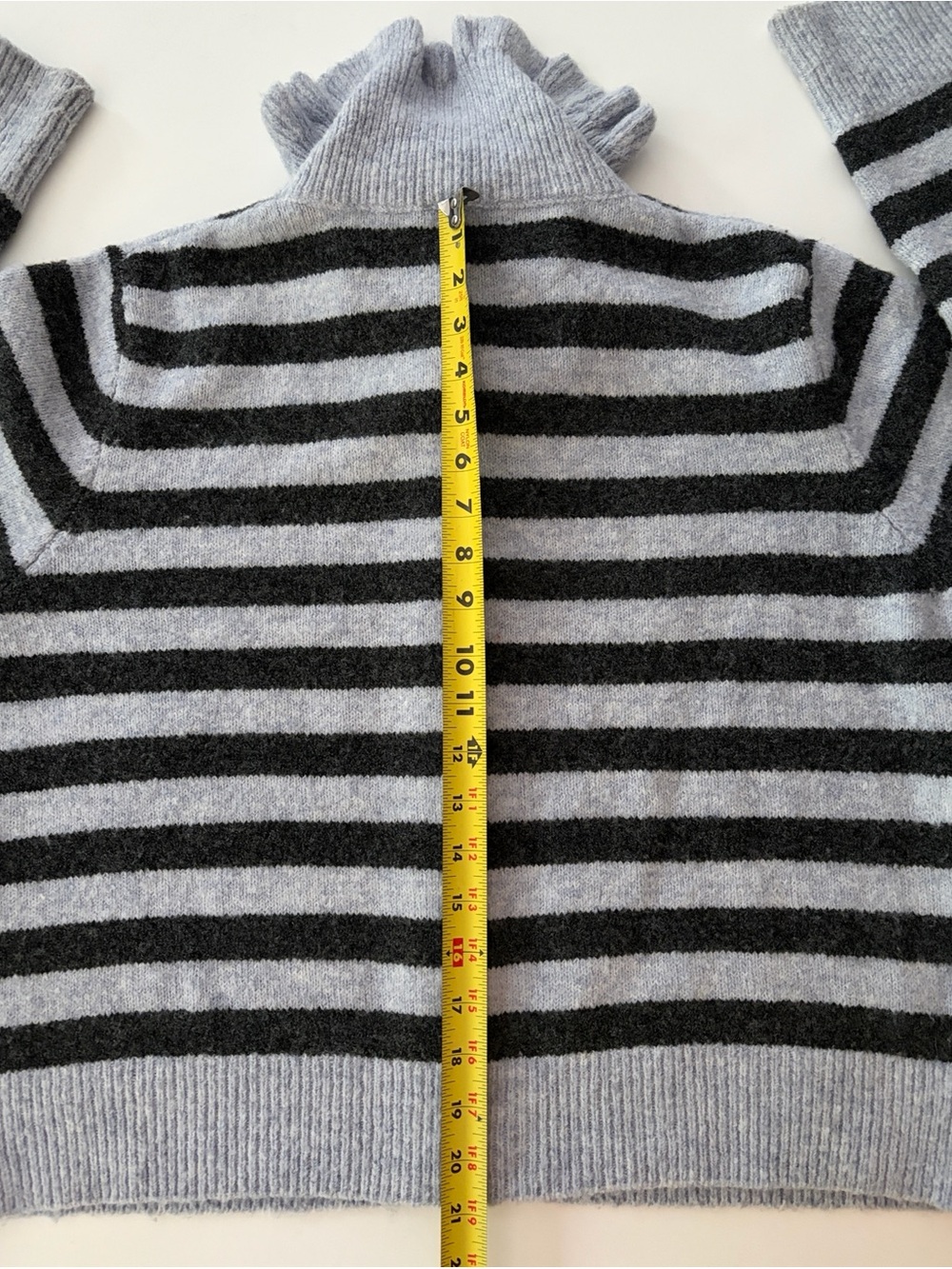 Anthropologie Maeve Ainsley Ruffle-Collar Cardigan Sweater Gray Blue size XL - Picture 13 of 13